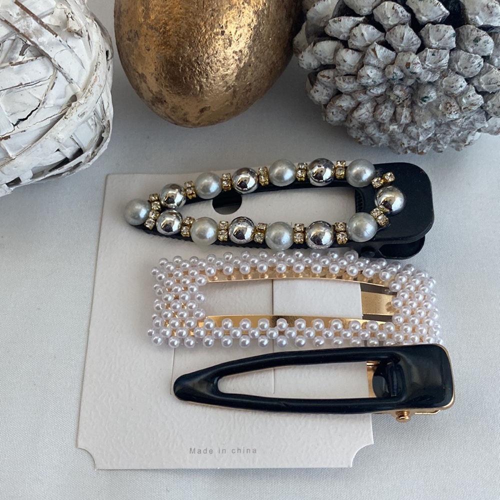 Brand new Pearl hair clips